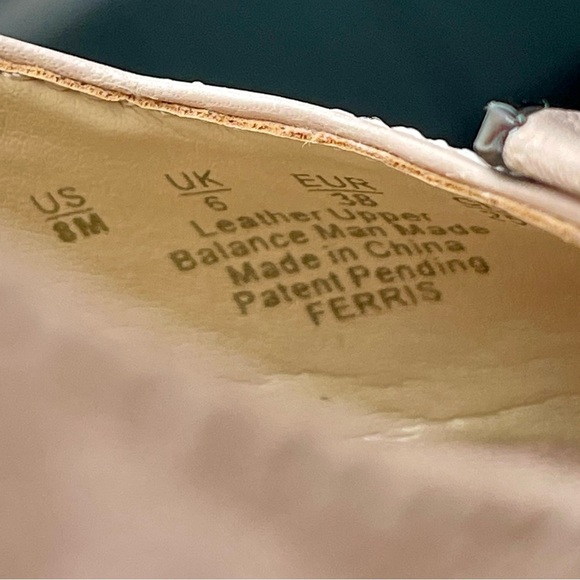 Naturalizer Ferris Rosey Taupe Leather Fashion Sandals Sz8 Platform Block Heel - Picture 11 of 11